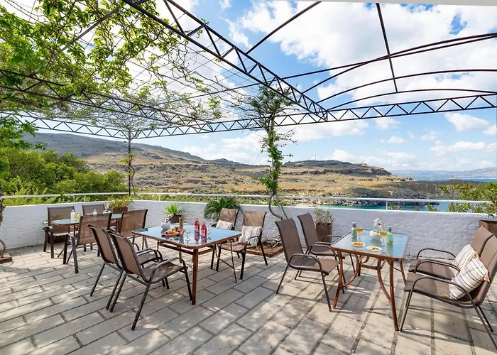 Apartament Apostolos *